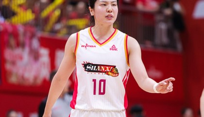 九游下载安装-锁死最佳外援！中国女篮26岁1米86王牌闪耀：防守悍将冲击第二冠|张茹|总决赛|山西女篮|德怀特·霍华德|娜塔莎·霍华德_新浪体育_新浪新闻